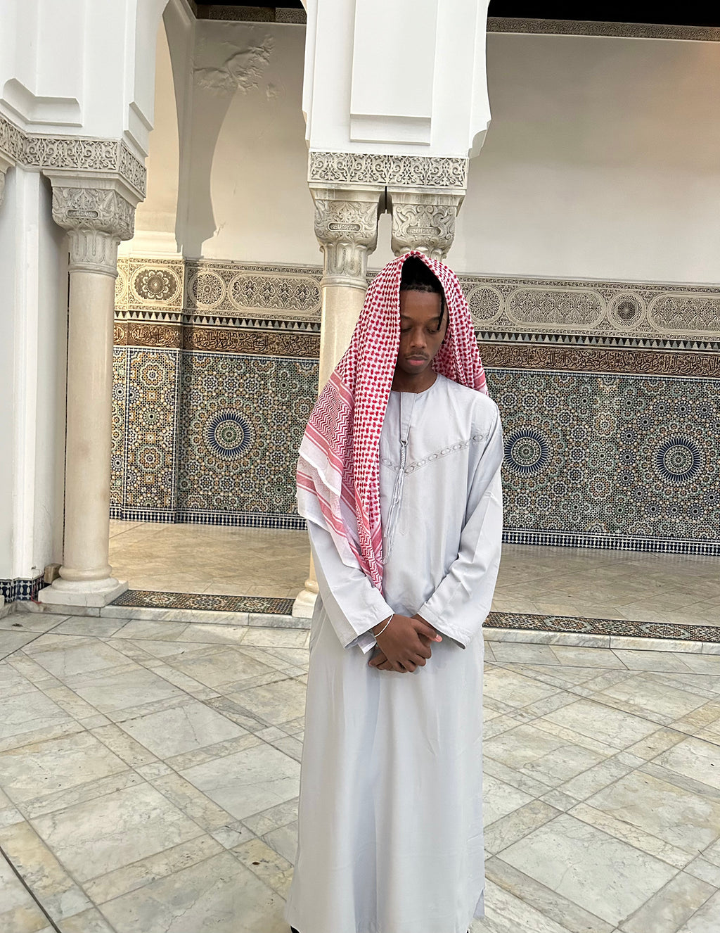 قميص مطرَح