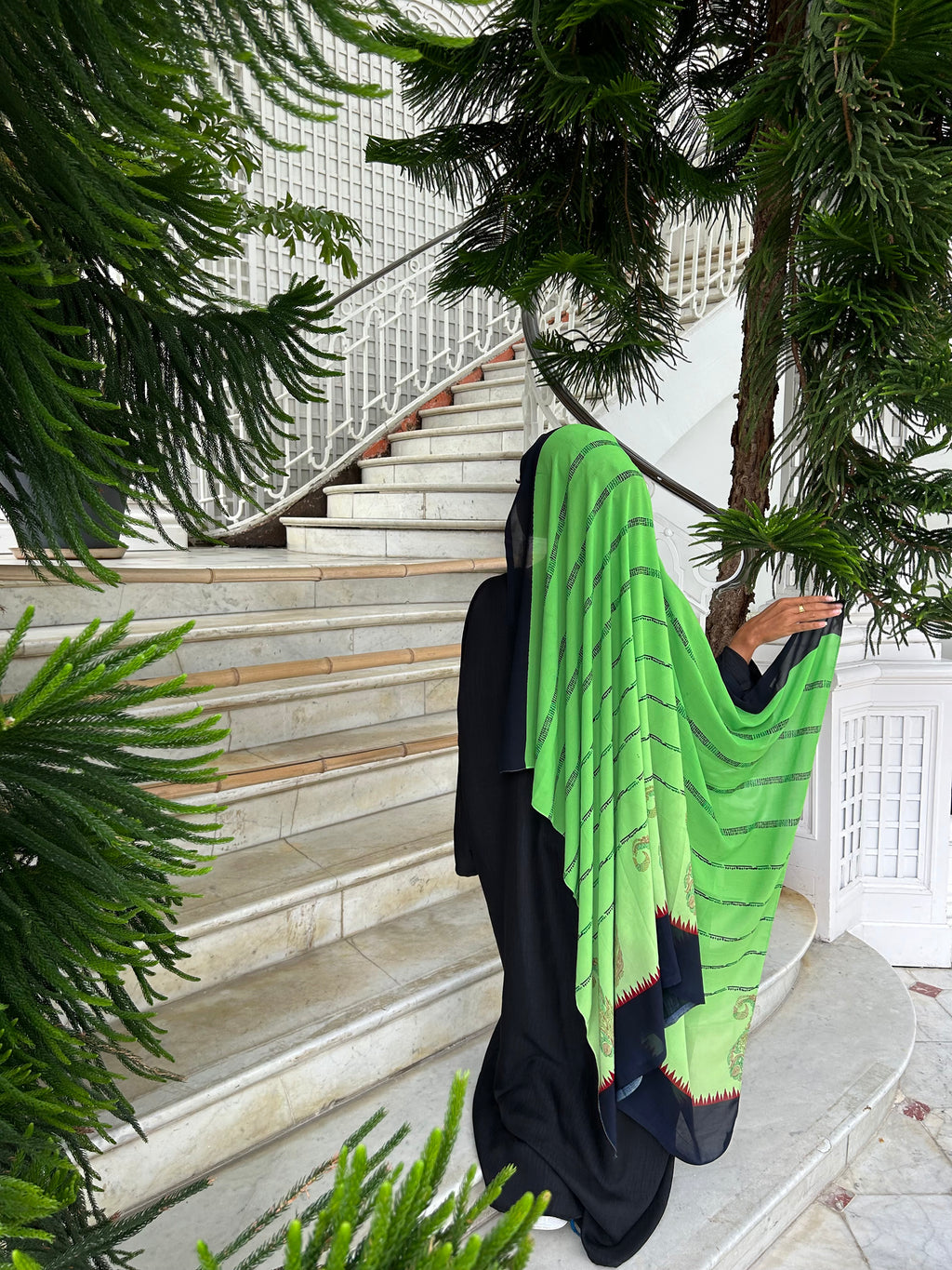 EL MENARA SCARF