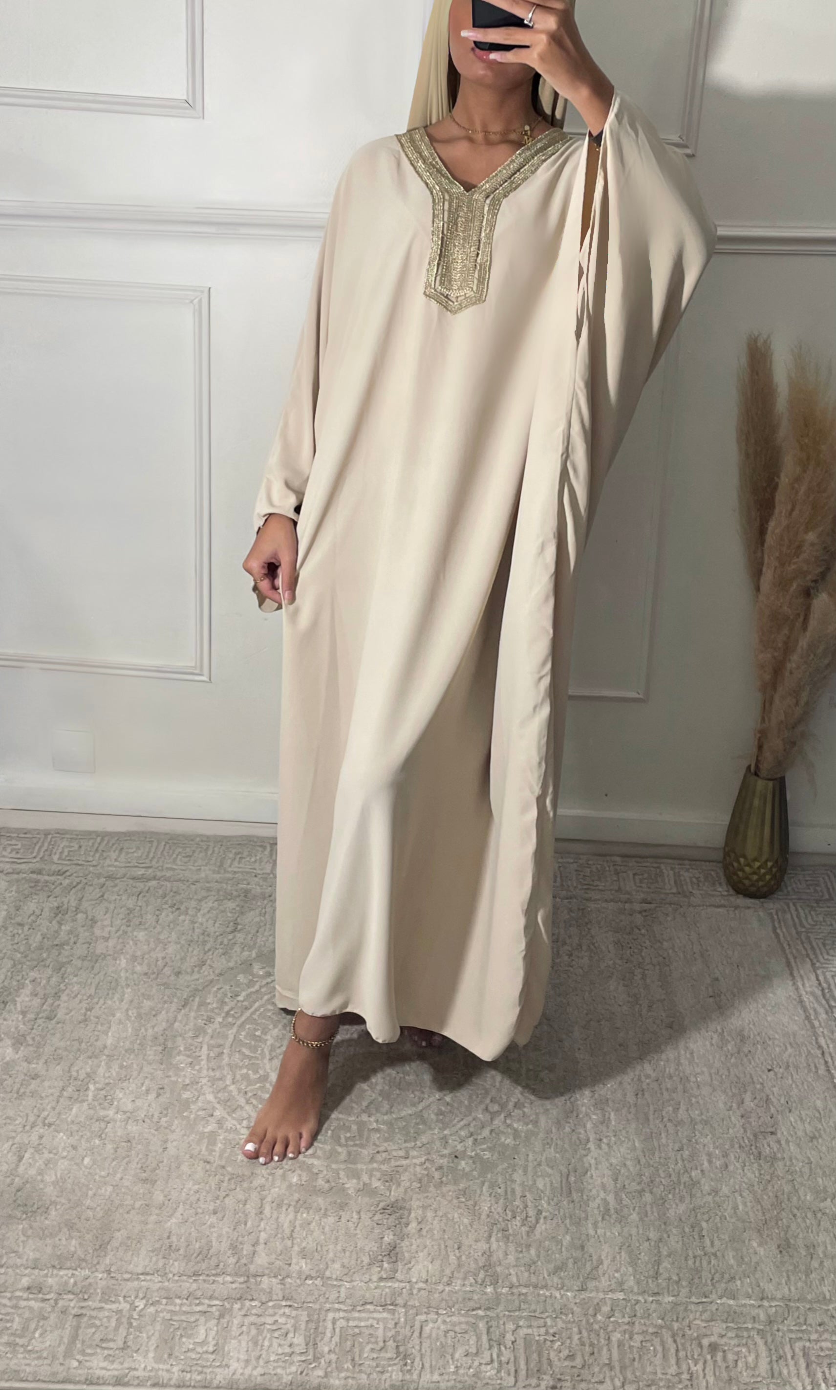 Abaya Lana