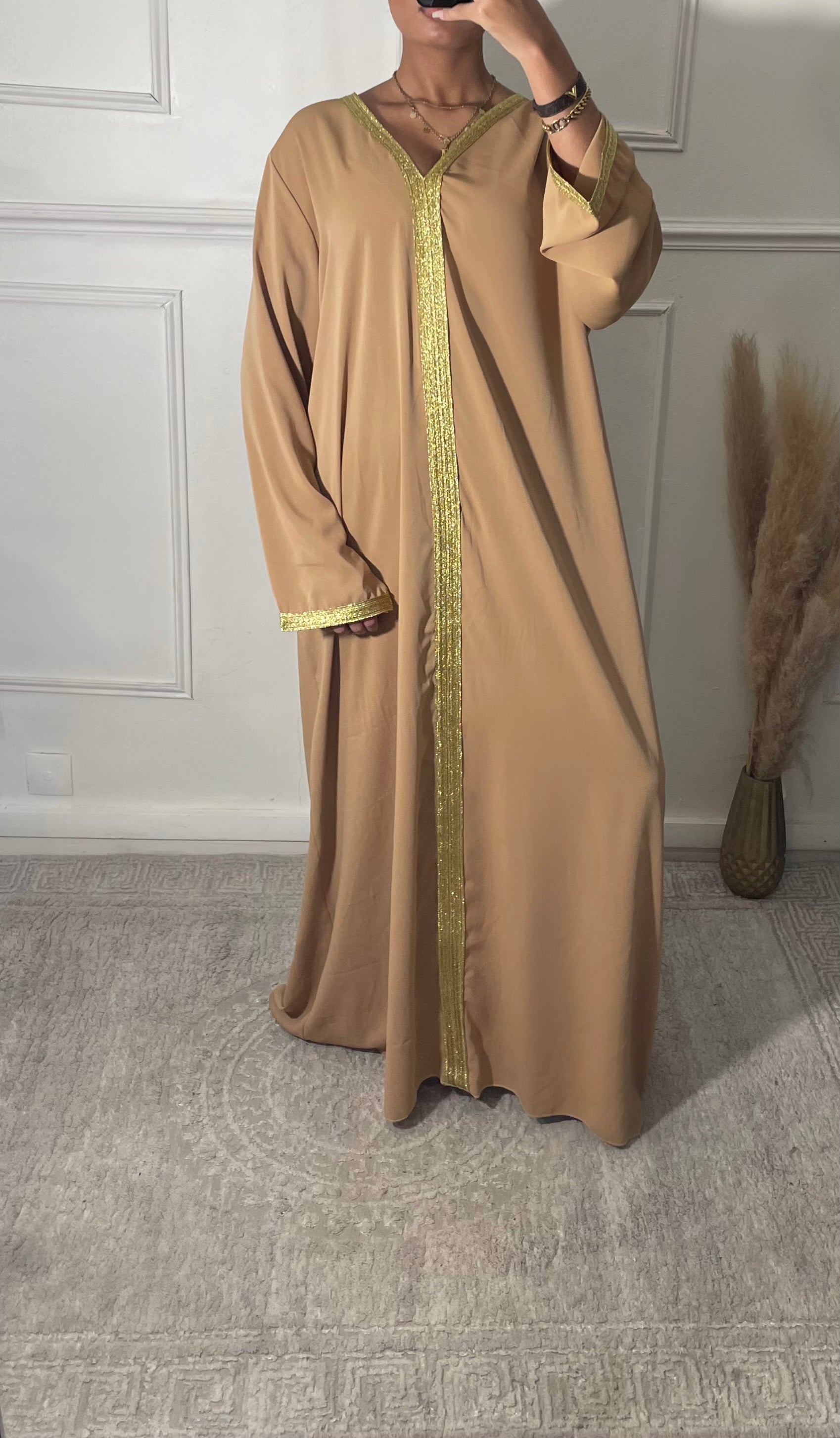 Abaya ly