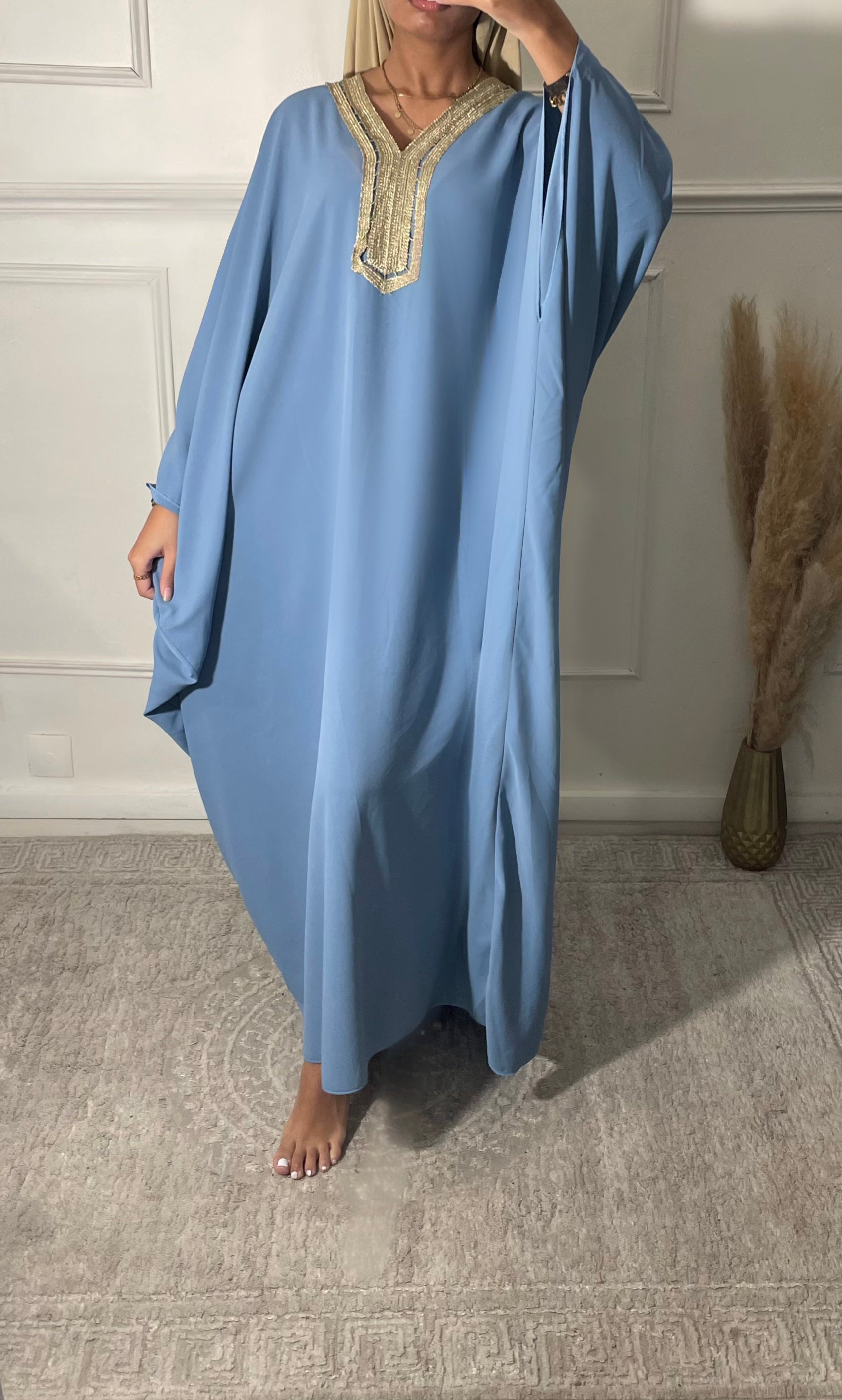 Abaya Lana