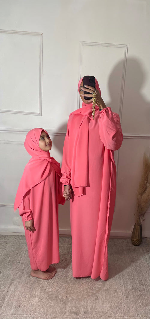 Abaya voile intégré enfant rose