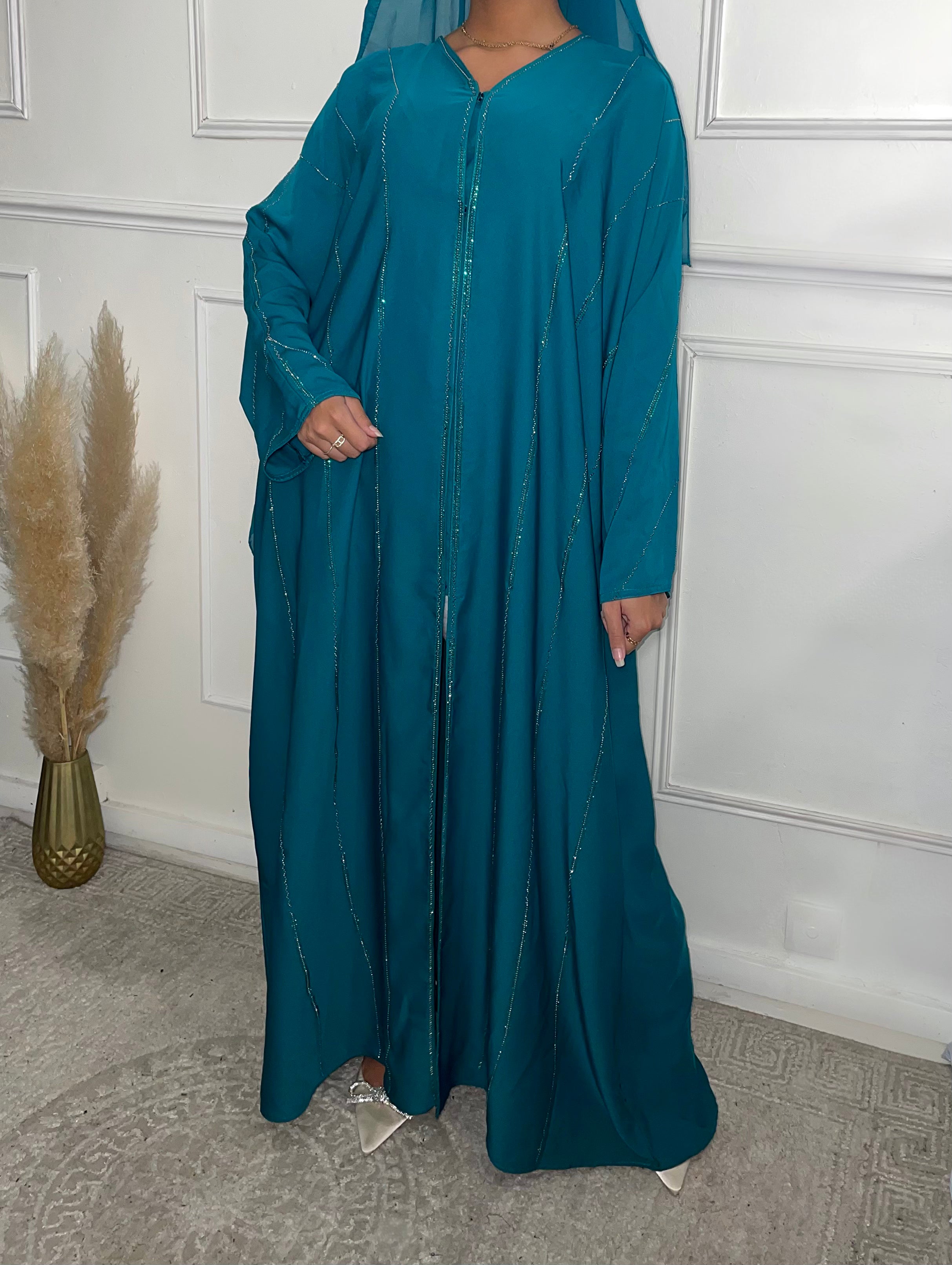 Abaya ariel
